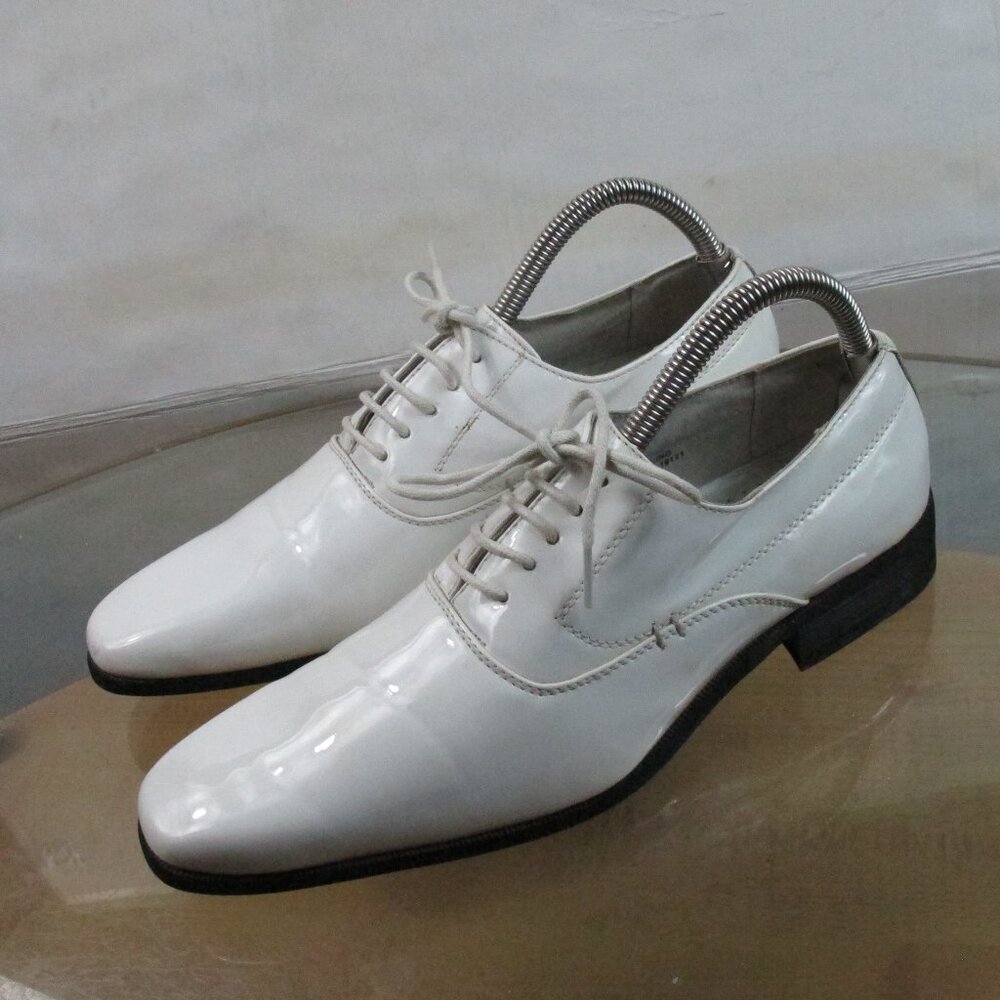 Men's Delli Aldo White Oxfords, Leather  Lining  Faux Patent Upper Size 6.5